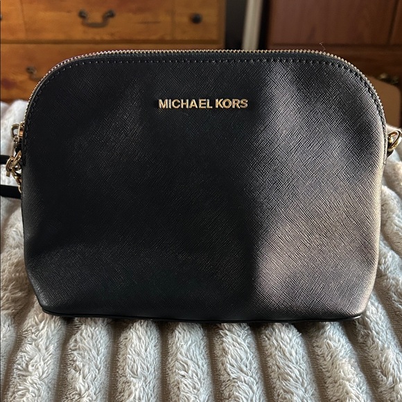 Michael Kors Handbags - Michael Kors Cindy‎ Dome Crossbody Bag